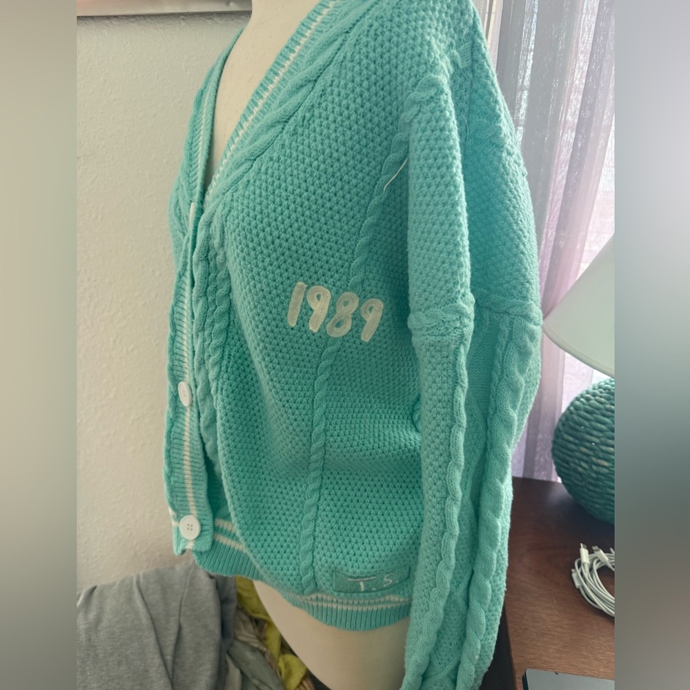 Taylor Swift 1989 Cardigan